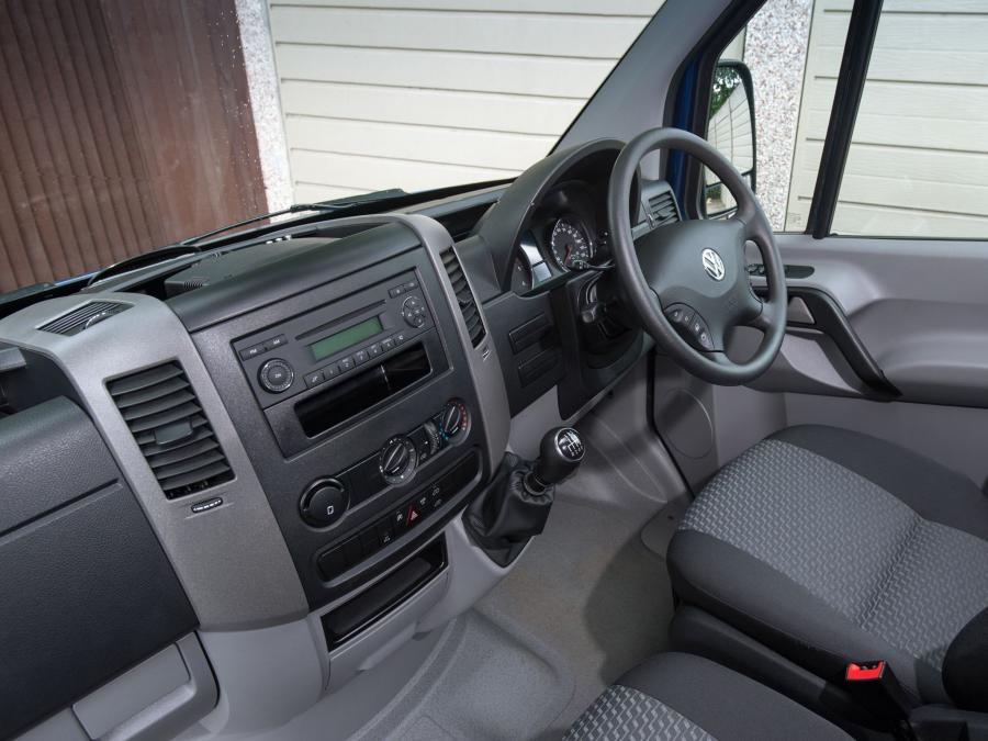  Volkswagen Crafter High Roof Van 2011 года  (UK) (фото 21 из 21)